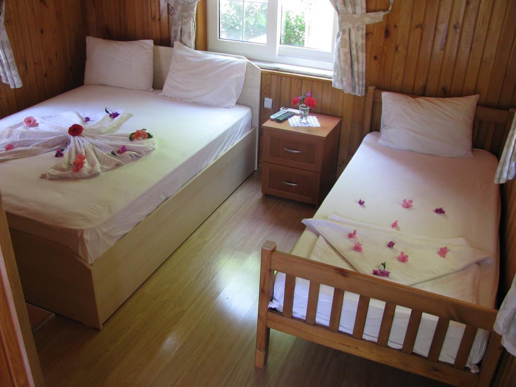 Atici 2 Hotel Adrasan Habitación foto